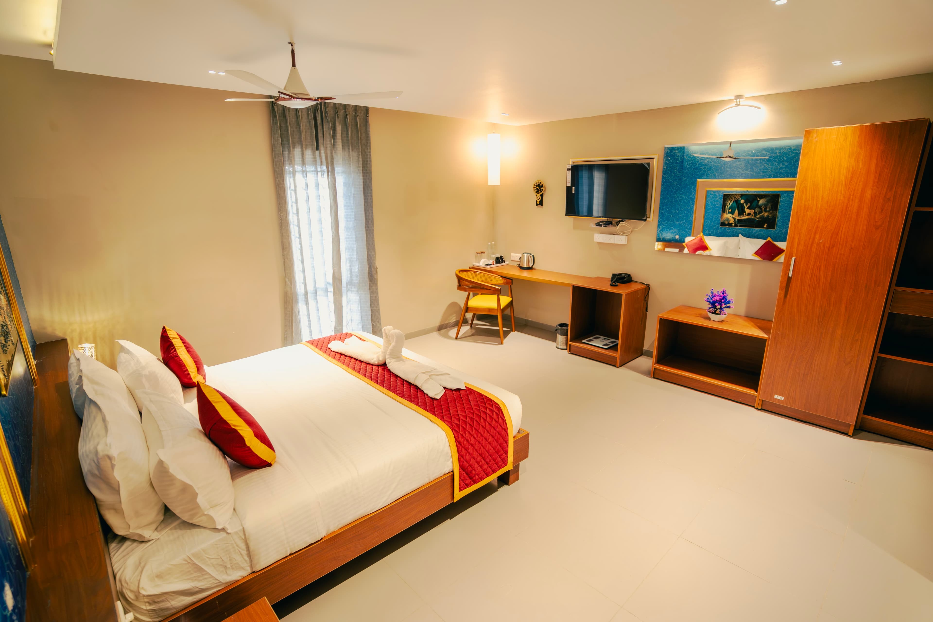 Manis Grand Room 001-1